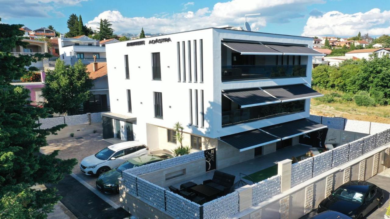 Adastra Apartments Масленица Екстер'єр фото