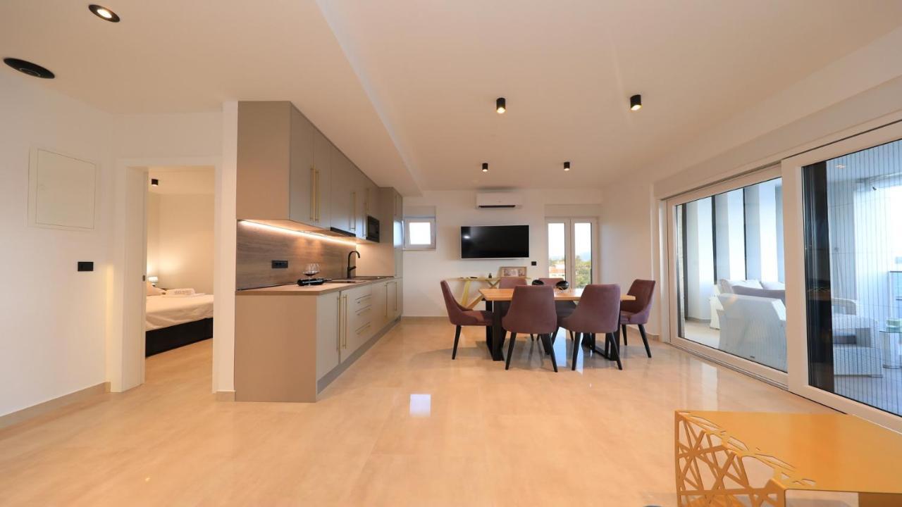 Adastra Apartments Масленица Екстер'єр фото