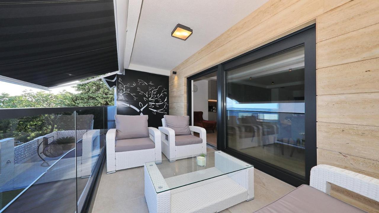 Adastra Apartments Масленица Екстер'єр фото