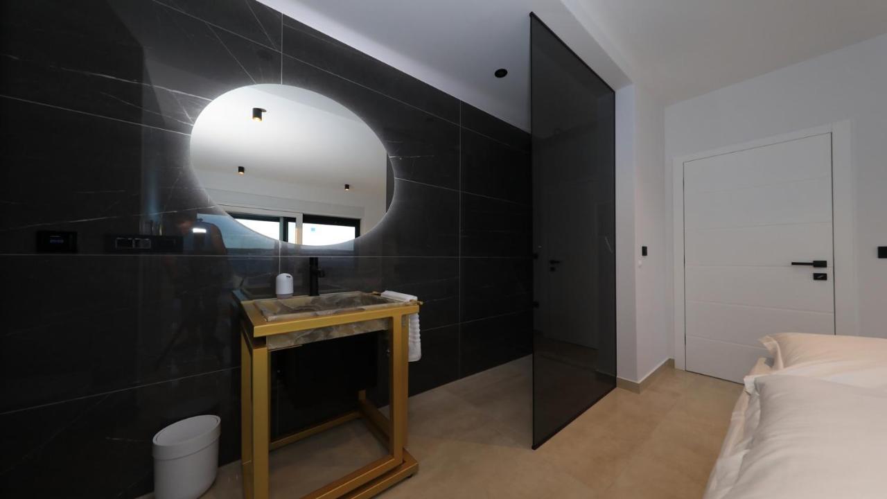 Adastra Apartments Масленица Екстер'єр фото